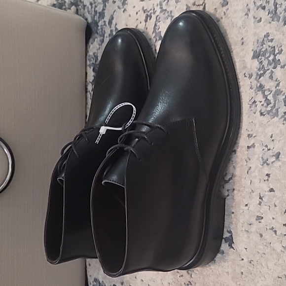 NWT!! Men's Black Or Brown Leather Boots - Picture 5 of 12